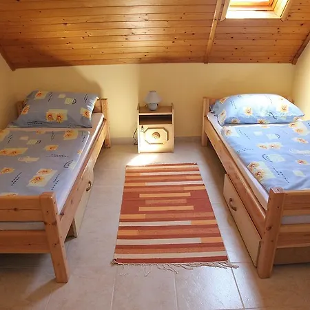 Andrea Apartmanhaz Daire *