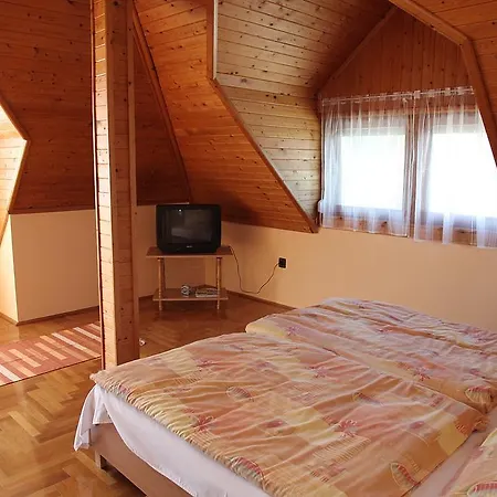 Andrea Apartmanhaz Daire