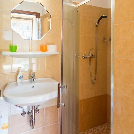 Andrea Apartmanhaz Daire Balatongyörök