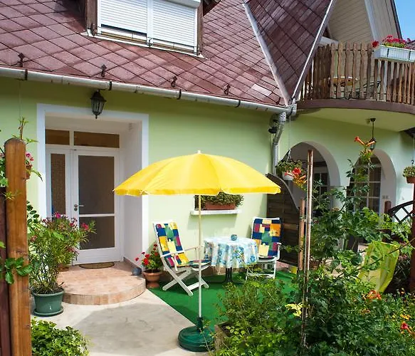 Andrea Apartmanhaz Balatongyorok